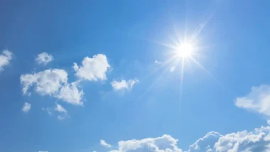 Nu är solen uppe till klockan 16 på Ekerö